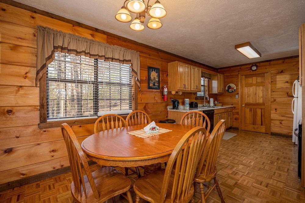 Windsong - Two Bedroom Cabin