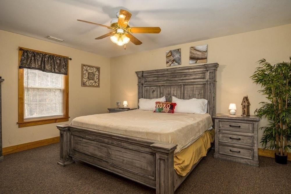 Briarstone Lodge Condo 13C - Two Bedroom Condo