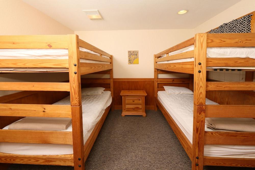 Ivy Falls 9 - Five Bedroom Chalet