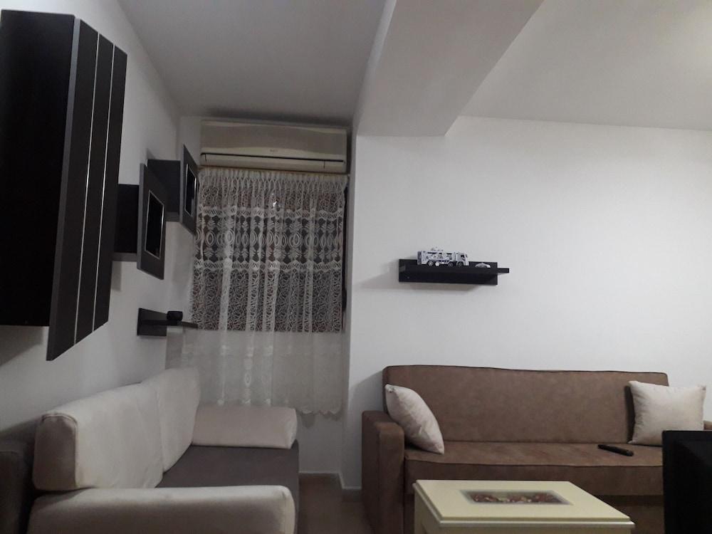 Tirana Center Excelsior Apartment