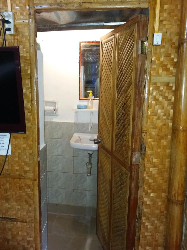 Villa Catalina Bora Resort