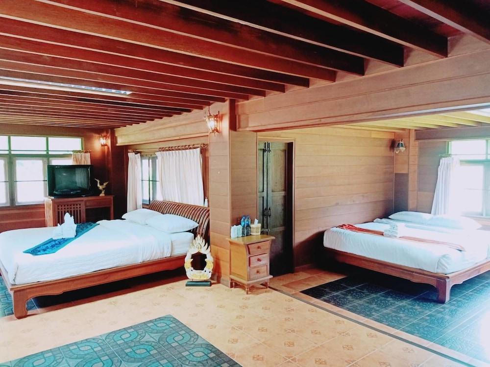 Bamboo Grove Chiang Mai