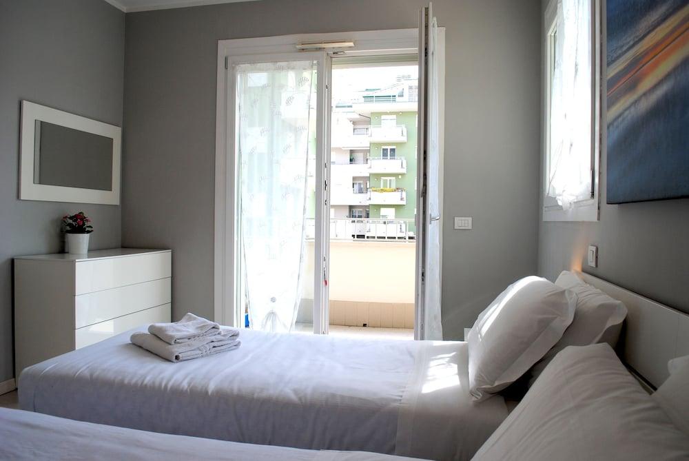 Bnbook - Metropolitan Expo Flat 4