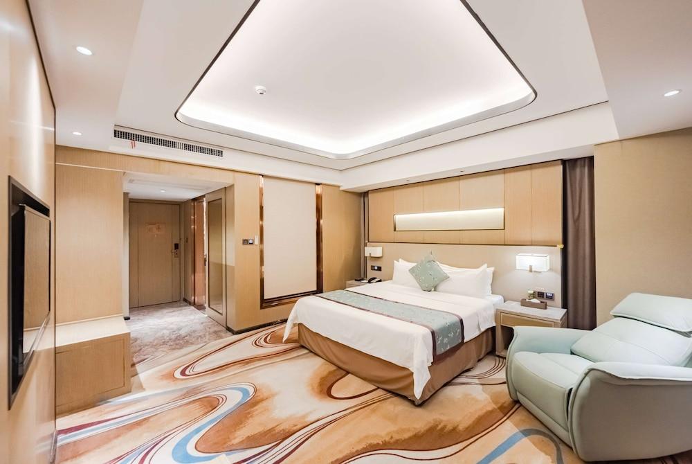 Ramada by Wyndham Wuhan North