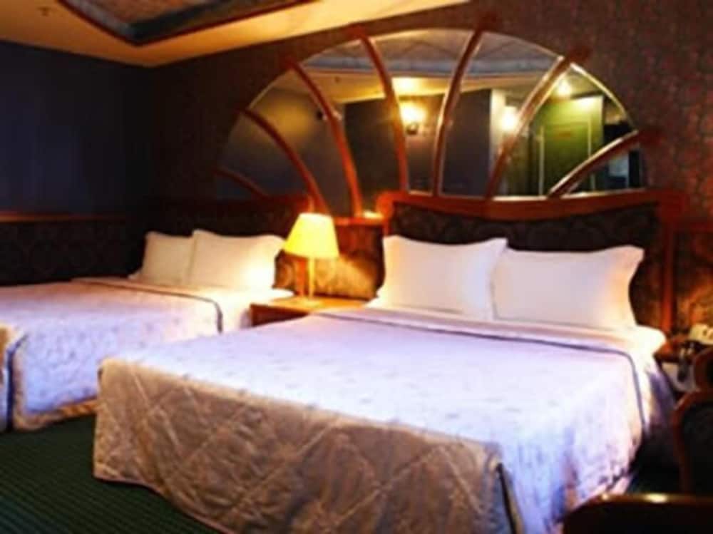 Bazhong Sentosa Hotel