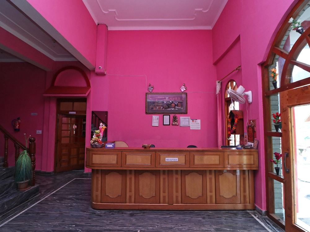 OYO 30229 Blue Diamond