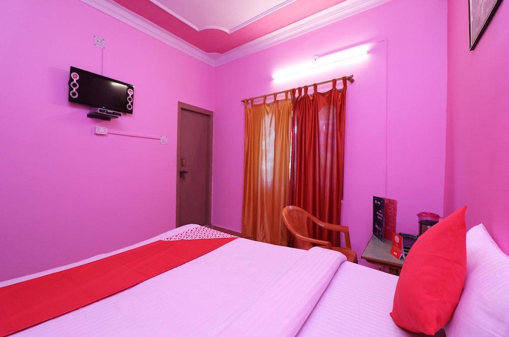 OYO 22960 Hotel Riya Residency