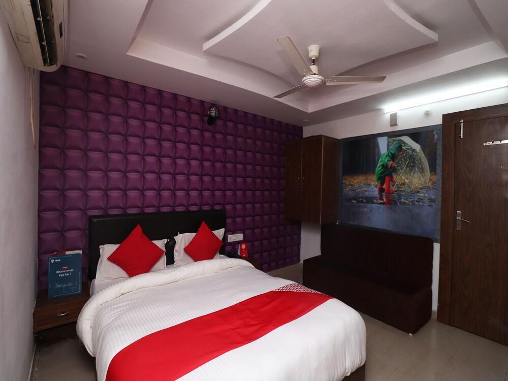OYO 28767 Landmark 3