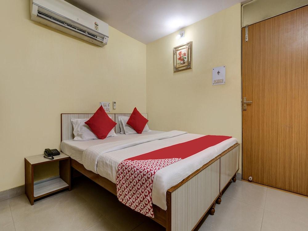 OYO 4283 Hotel Satguru