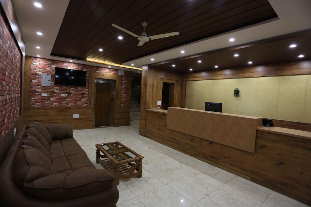 Hotel Buddha House Himalayan Brothers