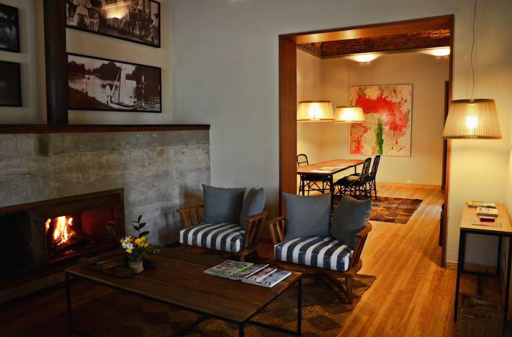 Estancia La Paz Hotel