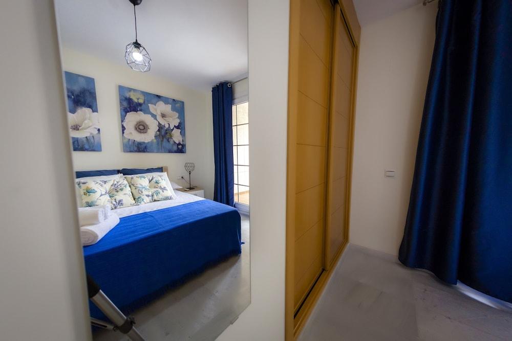 Apartamentos Puerto Almerimar