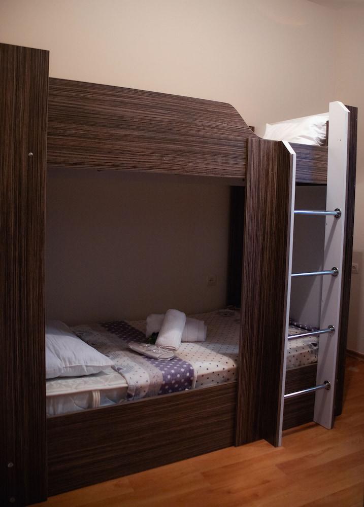 Tempus Hotel - Hostel