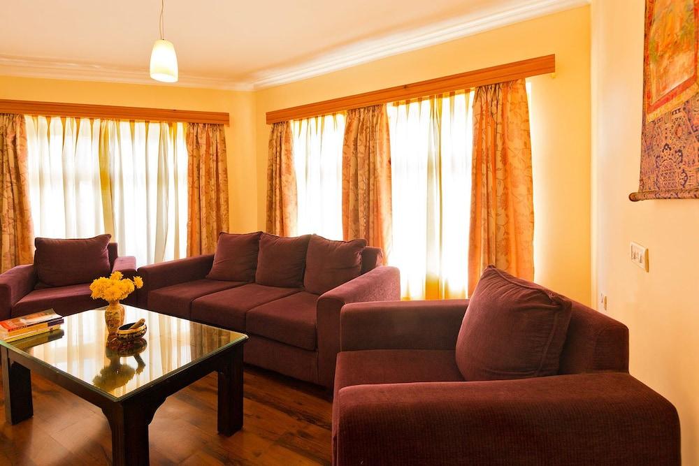 Hotel Ladakh Residency