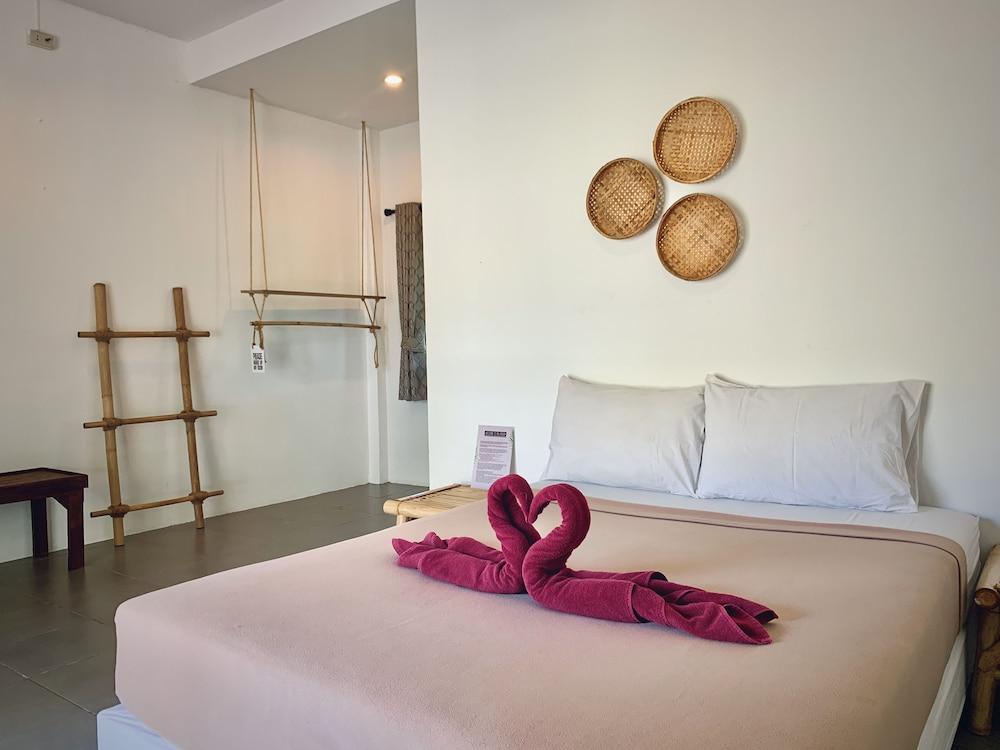 Tiki Beach Koh Phangan