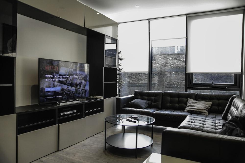 MD Luxury Apartment