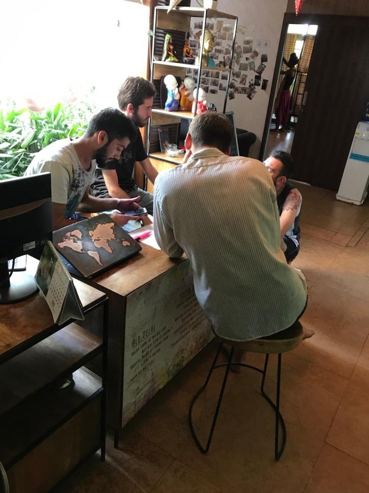 Hide-In Hostel Delhi