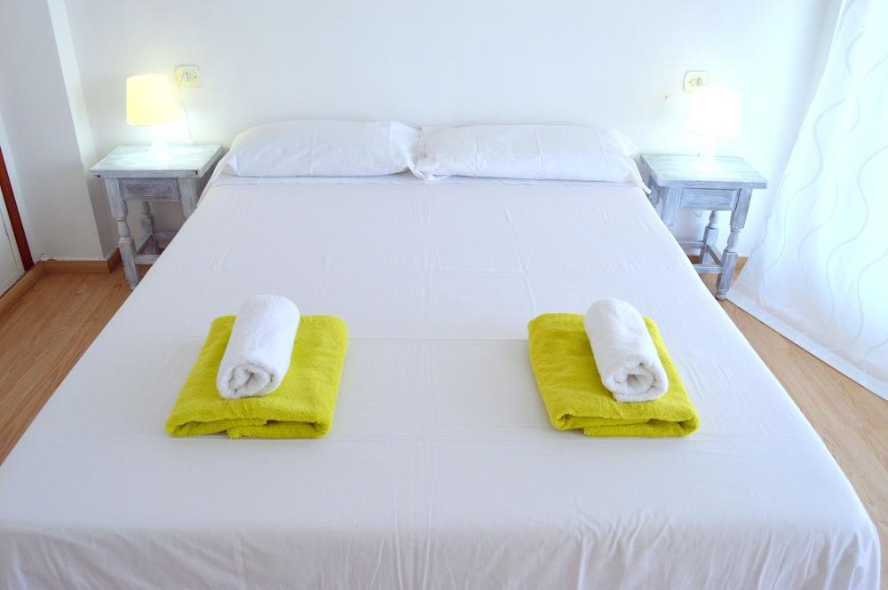 Art De Vivre - Cala Llevado