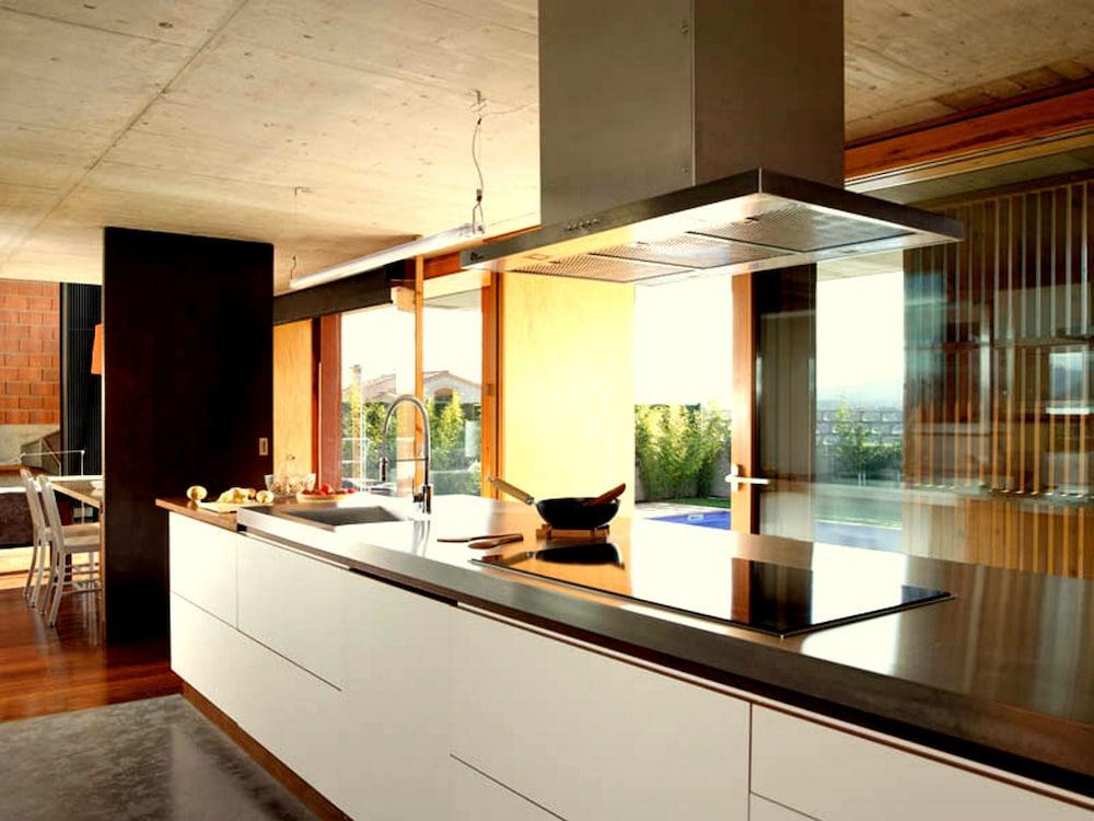 Santa Monica Holiday House