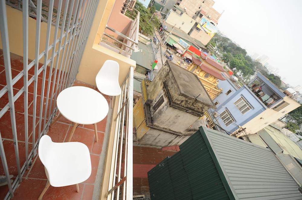 Ruby Lakeview Homestay