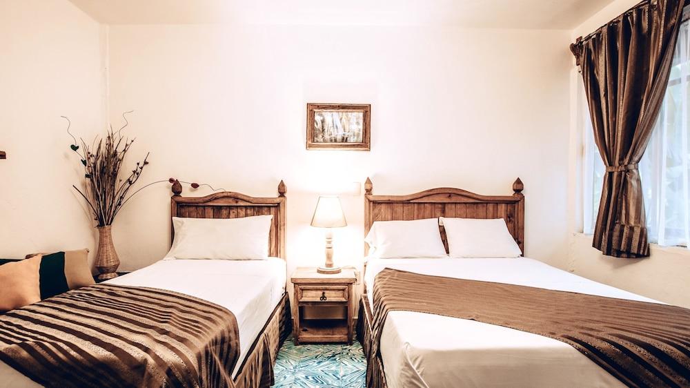 Hostal Plaza Central