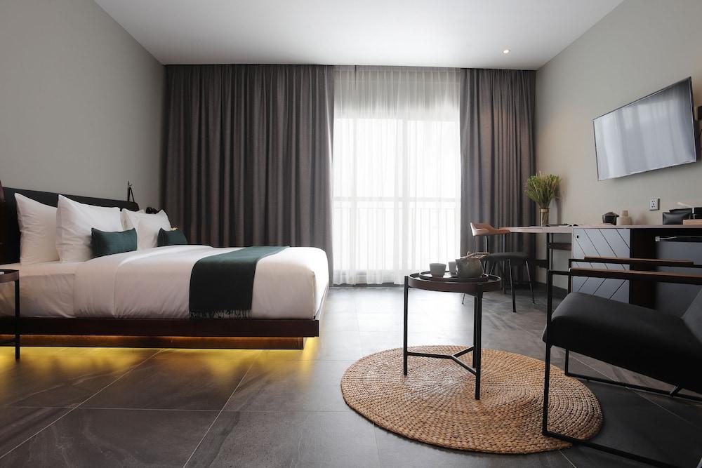 Baitong Hotel & Resort