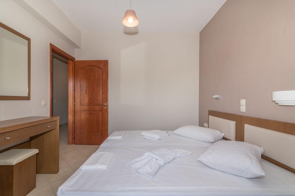 Allegro Studios & Apartments