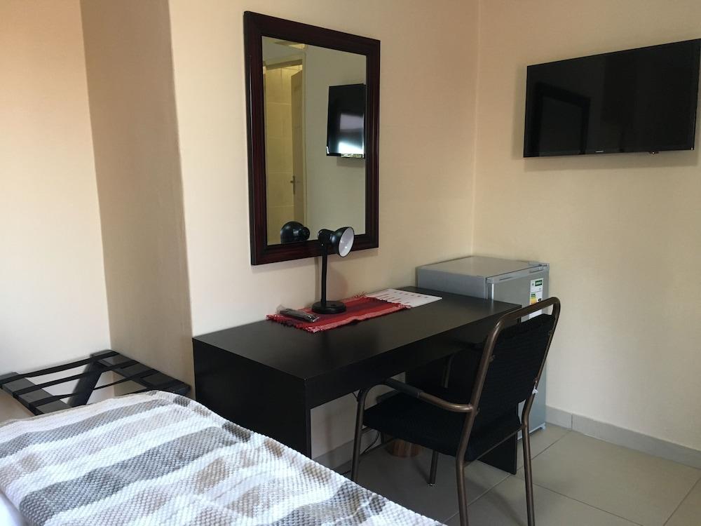 Beautiful Gates Guest House