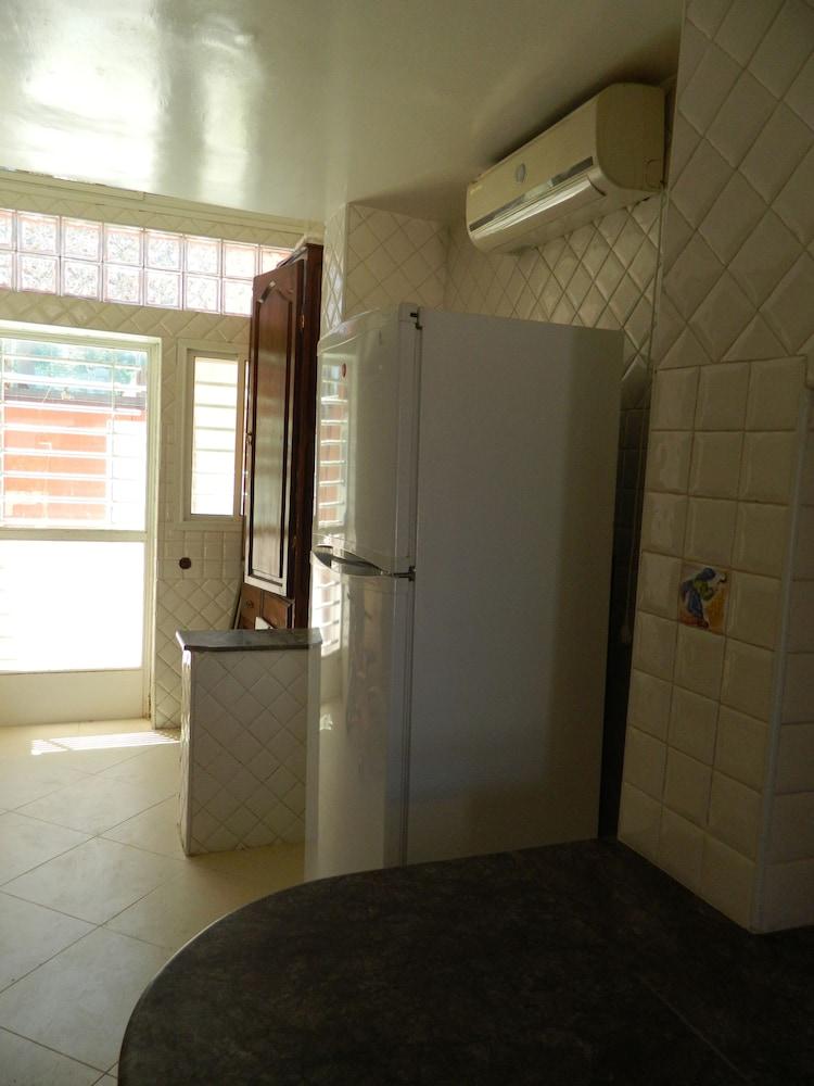 Villa Rabat Pool And Tennis