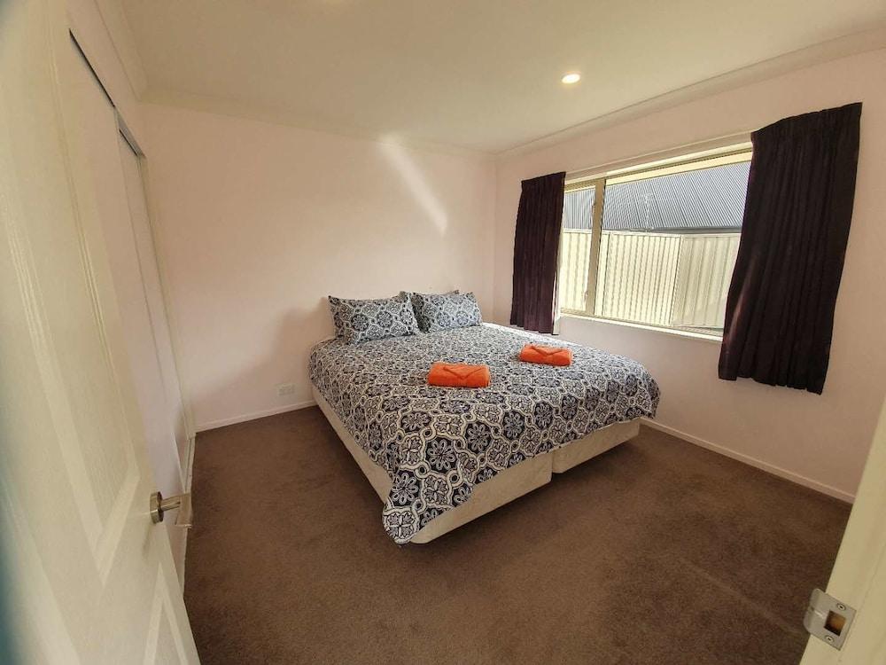 Claremont Country Lodge B&B