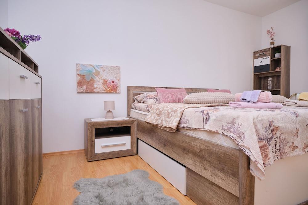 Seaview Apartment Kia by Litto