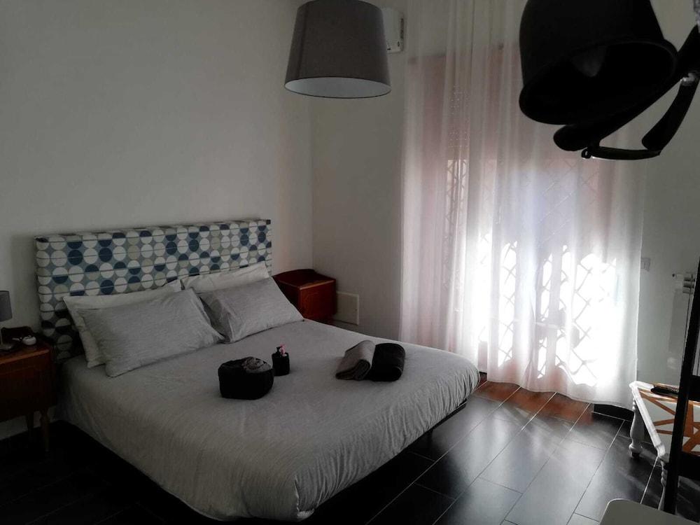 Bed and breakfast Style