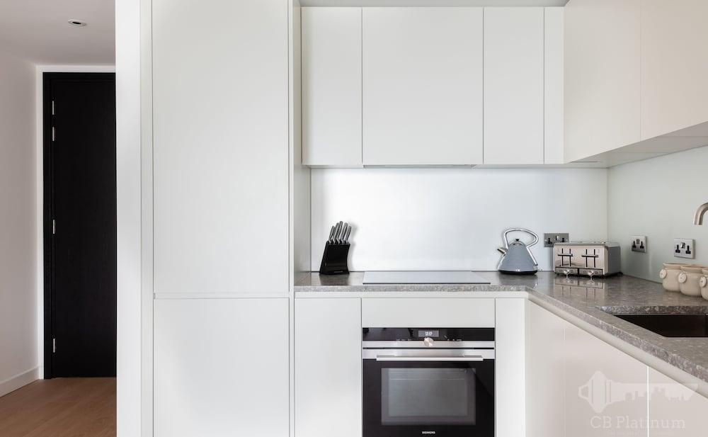 Platinum Apartment next to O2 Arena