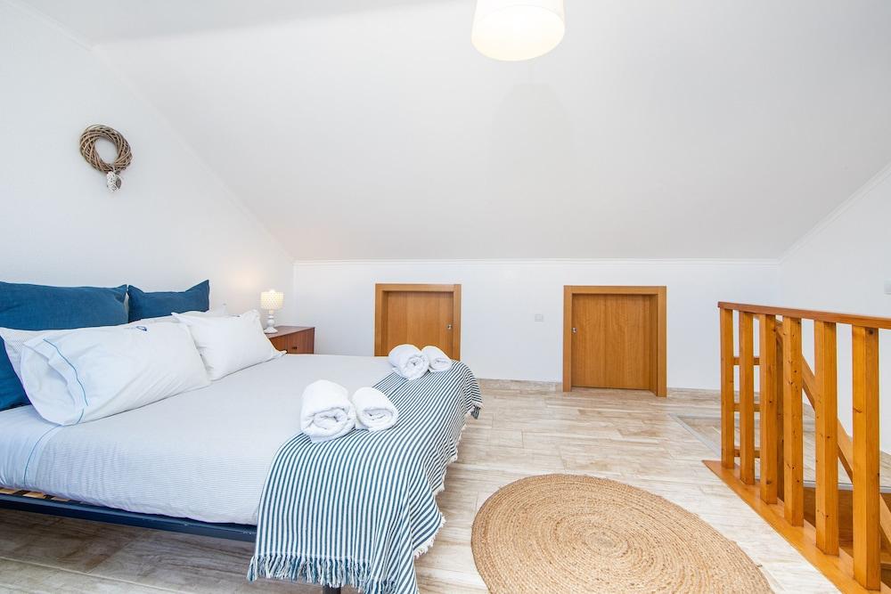Caparica Surf Apartment by Host-Point