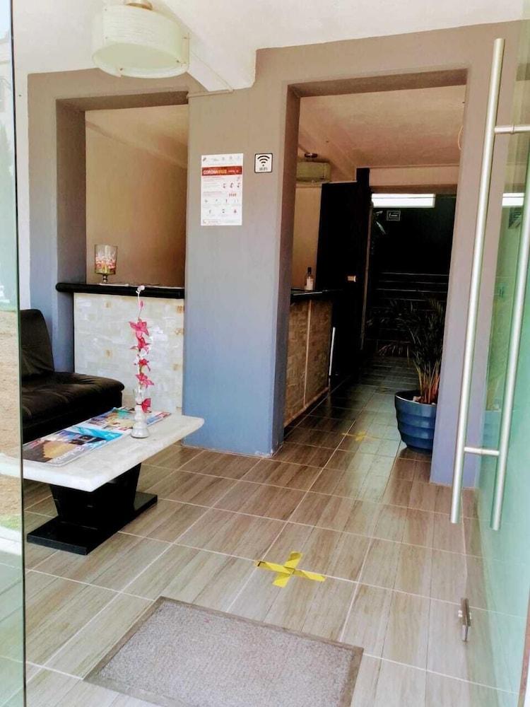 Hotel y Suites Axolotl