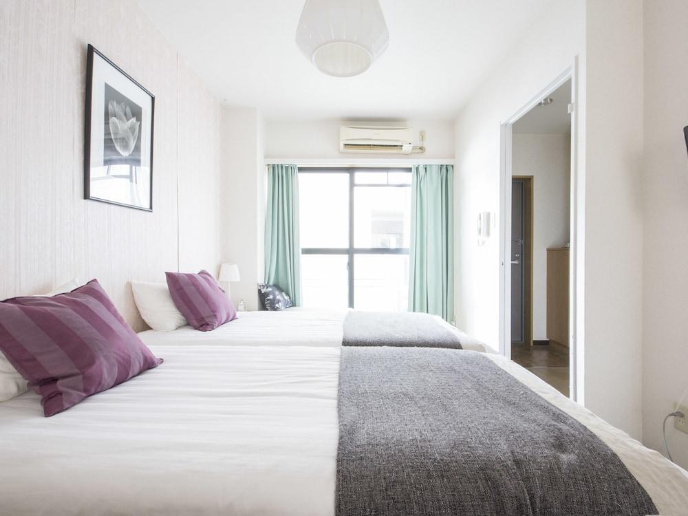 nid NAMBA at Adel Heim