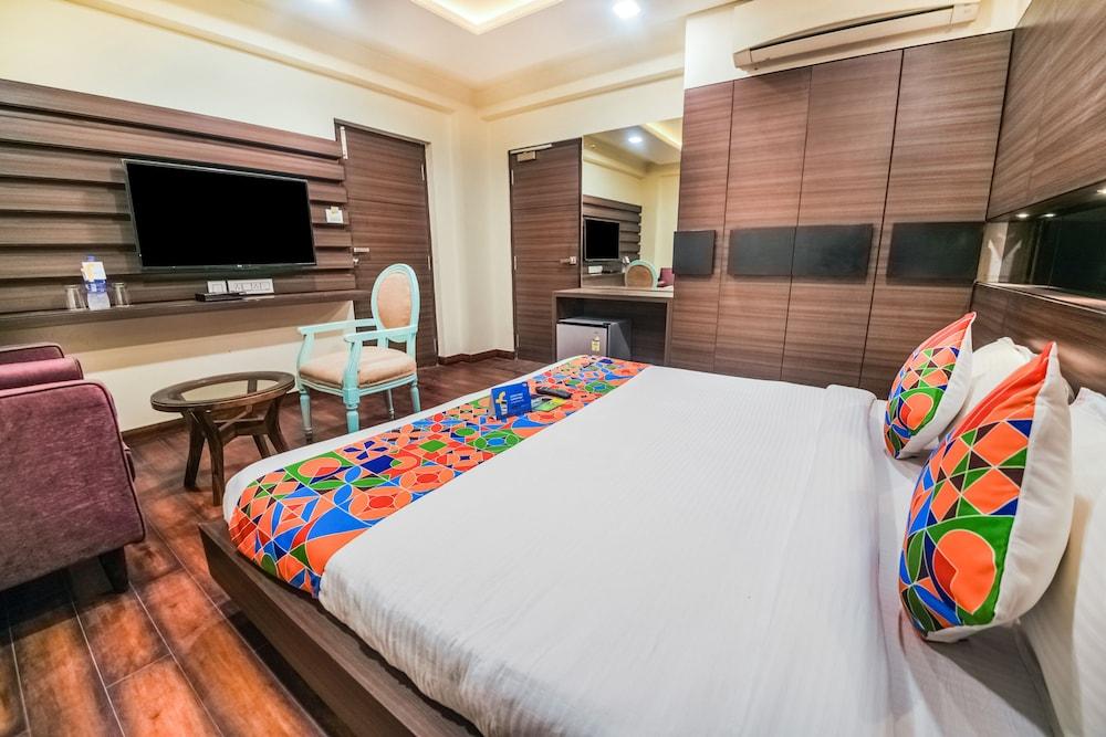 Hotel Shyampuriya Palace