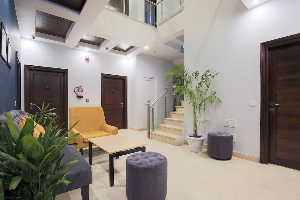 SilverKey Executive Stays 33402 HUDA City Centre