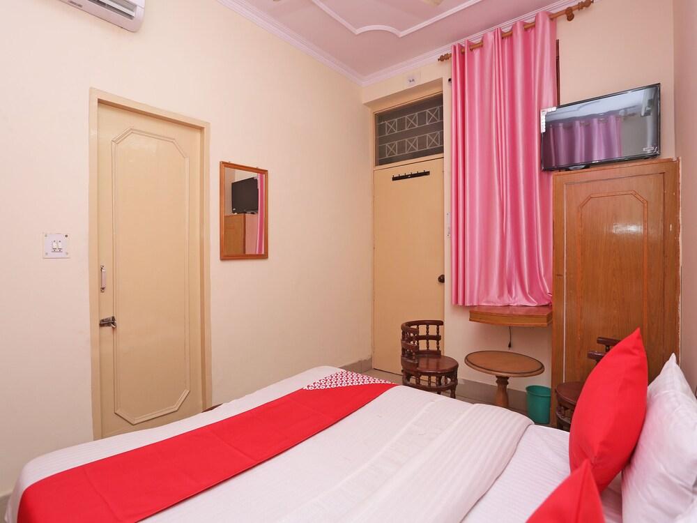 OYO 36715 Hotel Valley Inn