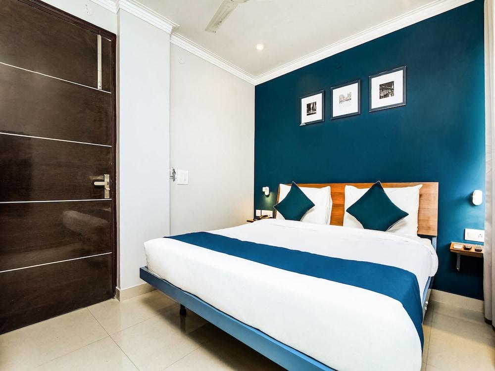 SilverKey Executive Stays 19653 Star Mall