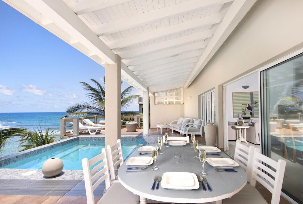 Bell'Mare by Island Properties Online