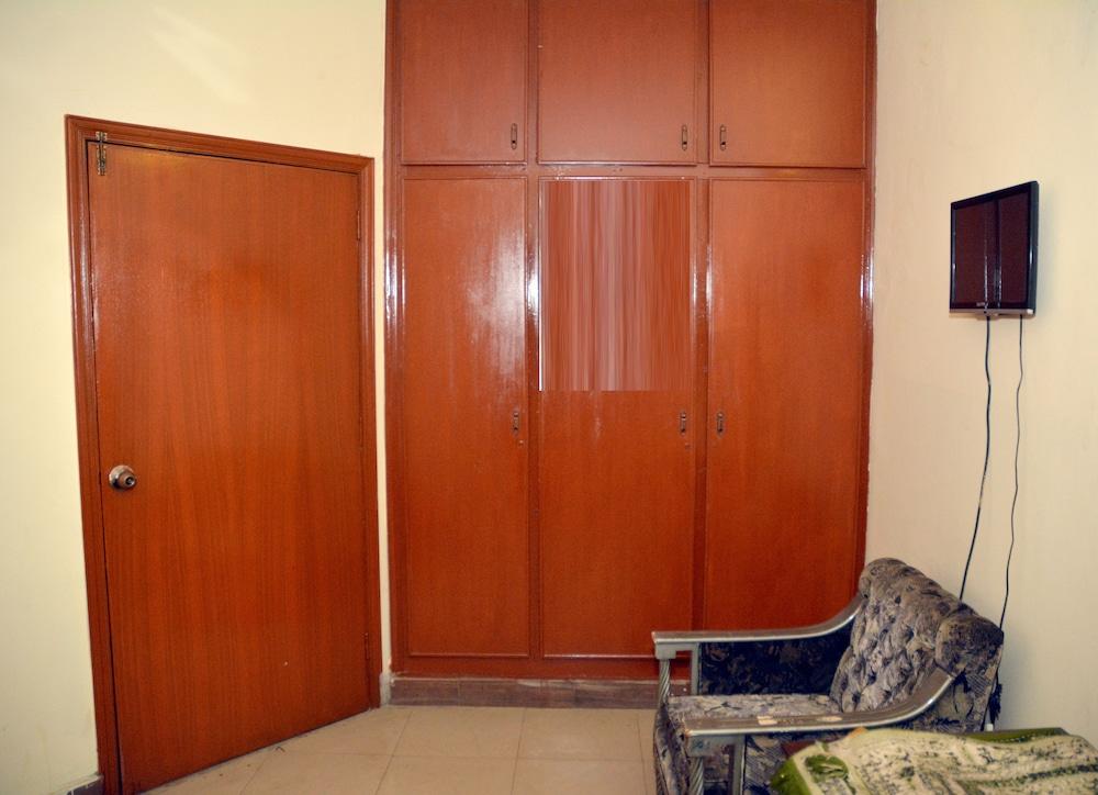 Madina International Hotel