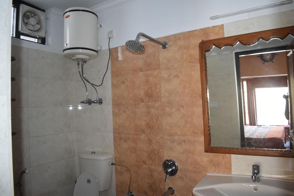 Divy Himalayan Retreat