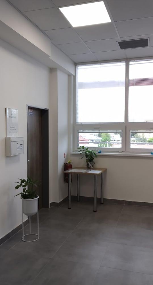 White Coral Club - Hostel