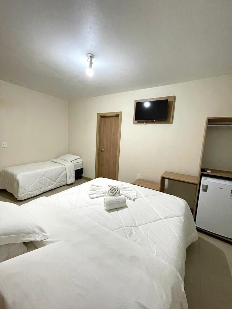 Marechal Plaza Hotel