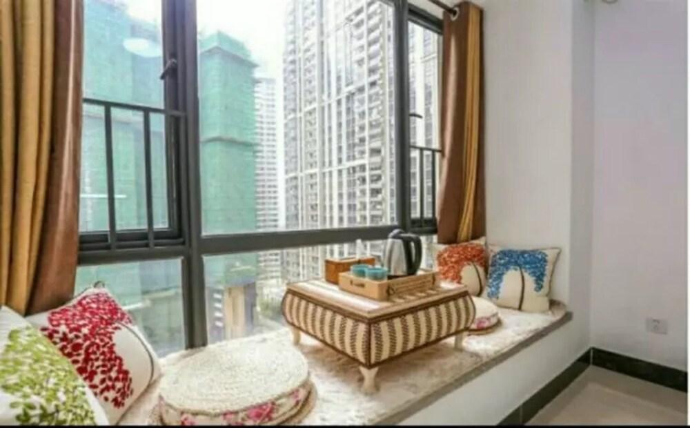 Warm Home Youth Hostel