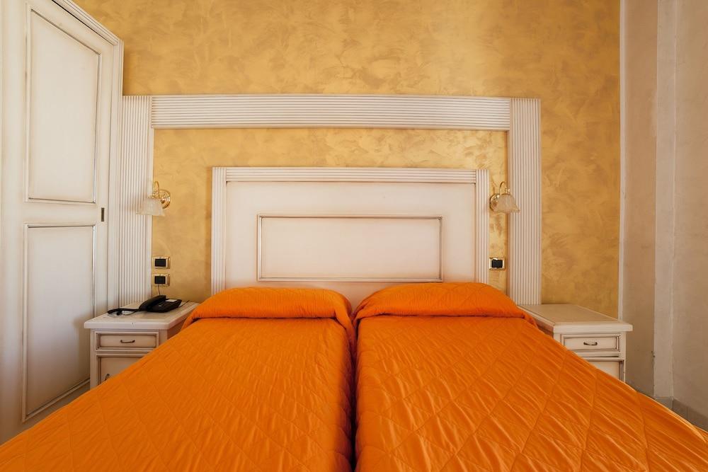 Hotel Diplomat Palace