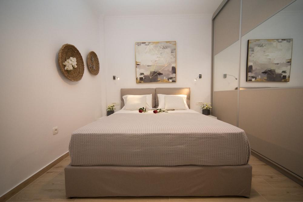 Villa Kamara Santorini