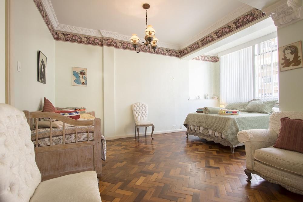 LineRio Praia de Copacabana 375