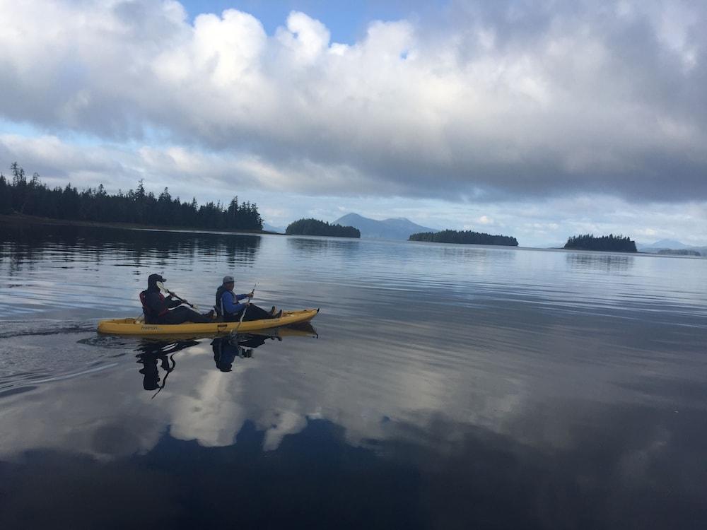 Eagles Wings Wilderness Lodge